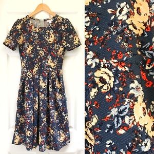 {LuLaRoe} M Amelia